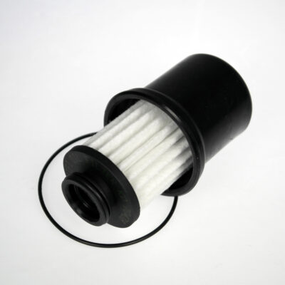 AdBlue® Filterkit – AdBlue Filterelementer og mindre kit. Kjøretøy med SCR-teknikk krever AdBlue® for å fungere. Med AdBlue® Filterkit er det enkelt for deg å fylle ren AdBlue® fra bulktanken. Filterkitet leveres med filterhus, et filterelement og slangetilslutninger
