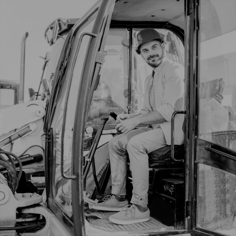 Glass til anleggsmaskiner.